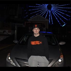 Meet your Posher, Justin